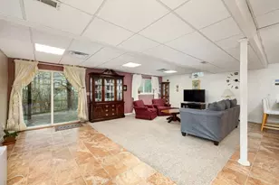 3339 Elsinore Ct, Ann Arbor, MI 48105 - Photo 8