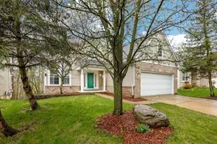 3339 Elsinore Ct, Ann Arbor, MI 48105 - Photo 2