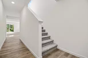 2789 Sanderling Ct SE, Grand Rapids, MI 49508 - Photo 2