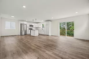 2789 Sanderling Ct SE, Grand Rapids, MI 49508 - Photo 4