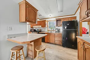 1476 Goodrich St, Allegan, MI 49010 - Photo 2