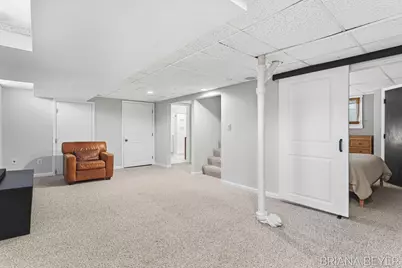 1757 Warwick Road SE, East Grand Rapids, MI 49506 - Photo 30