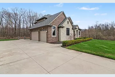 50710 Berwick Court, Novi, MI 48167 - Photo 4