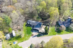 258 Lowe St, Allegan, MI 49010 - Photo 4