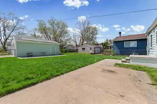 24601 Dartmouth St, Dearborn Heights, MI 48125 - Photo 18