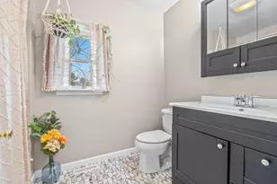 90 Rippon Ave, Hillsdale, MI 49242 - Photo 20