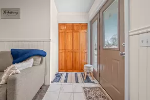 90 Rippon Ave, Hillsdale, MI 49242 - Photo 8