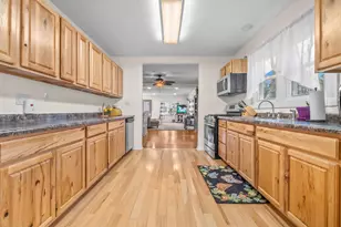 90 Rippon Ave, Hillsdale, MI 49242 - Photo 14