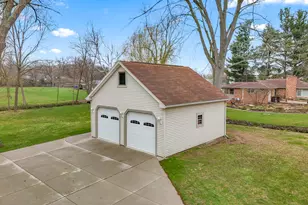 90 Rippon Ave, Hillsdale, MI 49242 - Photo 6