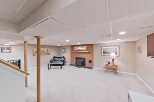 1700 Evergreen St, Trenton, MI 48183 - Photo 52