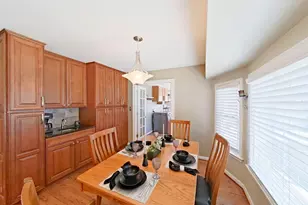 1700 Evergreen St, Trenton, MI 48183 - Photo 18