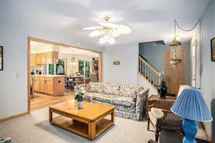15891 Lakeview Dr, Buchanan, MI 49107 - Photo 12