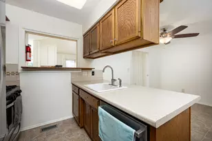 350 Hollywood Dr, Saline, MI 48176 - Photo 12