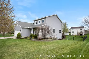 3736 Sussex Ct, Zeeland, MI 49464 - Photo 2