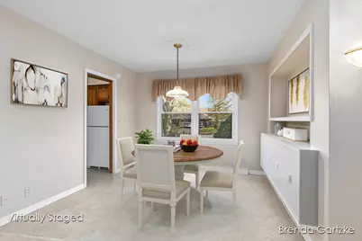 1880 Lynne Lane NW, Grand Rapids, MI 49504 - Photo 10