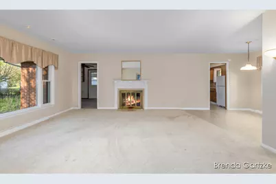 1880 Lynne Lane NW, Grand Rapids, MI 49504 - Photo 8