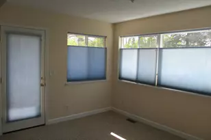 1096 Fountain View Cir, Holland, MI 49423 - Photo 12