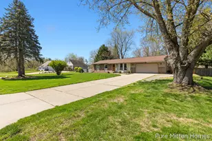 13839 Windemere Dr NW, Grand Rapids, MI 49534 - Photo 2