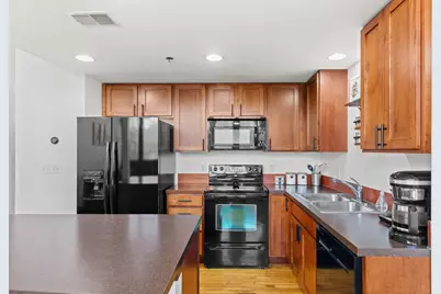 600 Broadway Avenue NW #203, Grand Rapids, MI 49504 - Photo 16