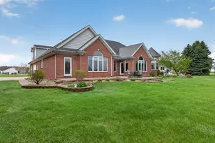 8334 Irish Mist, Onsted, MI 49265 - Photo 2