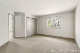 1674 Lakeview Dr, Zeeland, MI 49464 - Photo 12