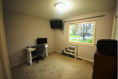 1206 Comstock Drive, Marshall, MI 49068 - Photo 14