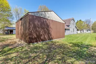 1007 N 4th St, Greenville, MI 48838 - Photo 32