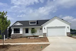 11767 Everett Ave, Allendale, MI 49401 - Photo 2