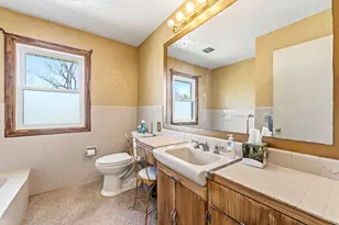 1805 W Kilgore Rd, Portage, MI 49024 - Photo 16