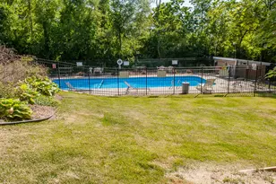 726 Garland Cir, Kalamazoo, MI 49008 - Photo 12