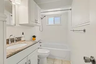 2189 Ridgemont Rd, Grosse Pointe Woods, MI 48236 - Photo 24