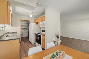 2189 Ridgemont Rd, Grosse Pointe Woods, MI 48236 - Photo 14