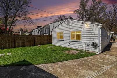 2189 Ridgemont Road, Grosse Pointe Woods, MI 48236 - Photo 28