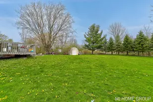 1081 Graafschap Rd, Holland, MI 49423 - Photo 12