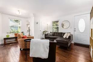 2657 Elmwood Ave, Ann Arbor, MI 48104 - Photo 8