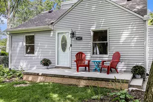 2657 Elmwood Ave, Ann Arbor, MI 48104 - Photo 6