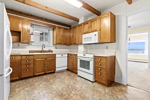 1755 S Shore Dr, Holland, MI 49423 - Photo 14