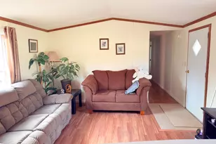 202 Hills Cir, Leroy, MI 49655 - Photo 4