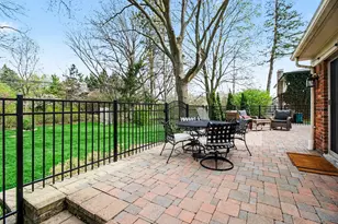 3028 Caswell Dr, Troy, MI 48084 - Photo 24