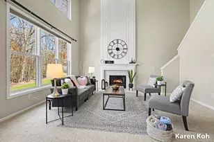 4605 Woodcreek Dr SE, Grand Rapids, MI 49546 - Photo 8