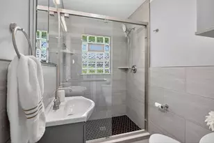 2325 Maple Dr, Jackson, MI 49203 - Photo 20
