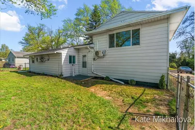 126 Blanche Avenue, Kalamazoo, MI 49001 - Photo 6