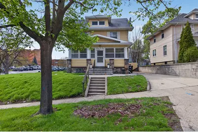 302 Ellery Avenue, Jackson, MI 49201 - Photo 1