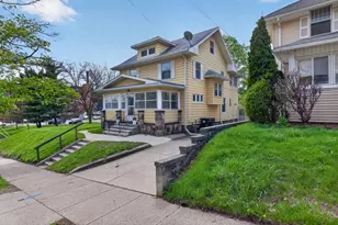 302 Ellery Ave, Jackson, MI 49201 - Photo 2