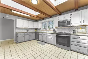 6561 E 34 1/2 Rd, Cadillac, MI 49601 - Photo 6