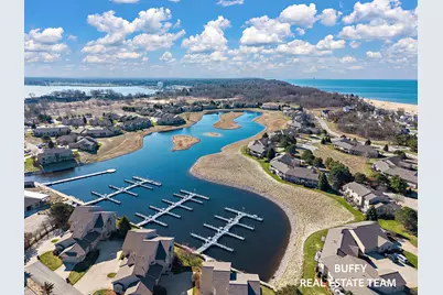 1671 E Harbour Towne Circle, Muskegon, MI 49441 - Photo 4