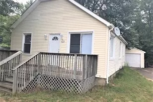 427 Glenwood Ave, Ypsilanti, MI 48198 - Photo 2
