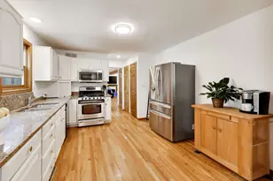 50204 Hicks Ave, New Buffalo, MI 49117 - Photo 12