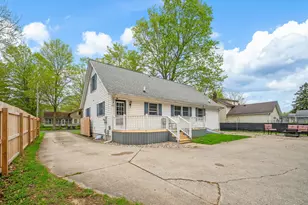 108 N Cayuga St, Buchanan, MI 49107 - Photo 48