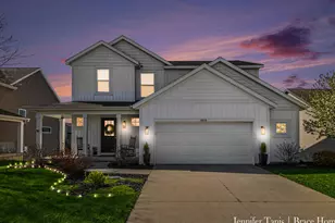 5918 Farmview Dr, Allendale, MI 49401 - Photo 2